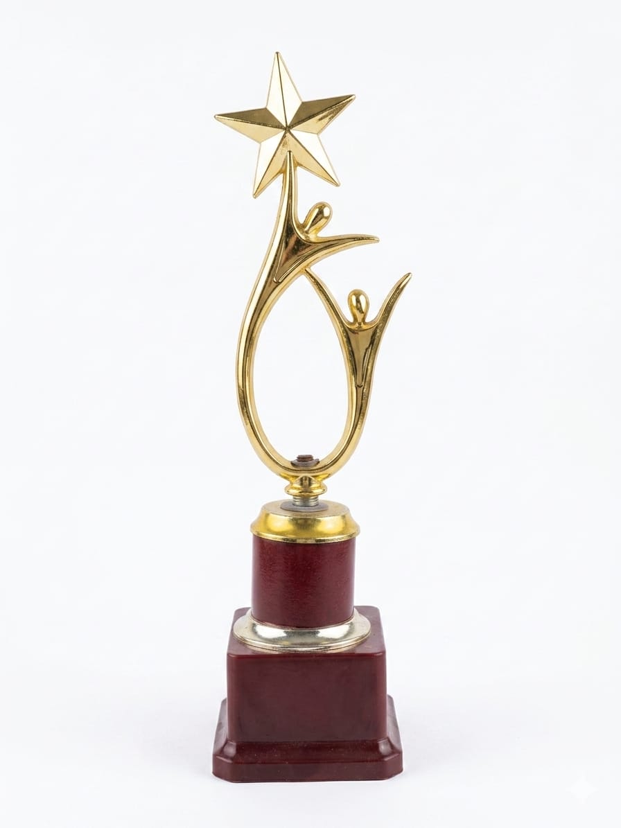 b600adac-e24d-4228-91cb-0006e072a7a9 Trophie - 11(Small size) - Image 1