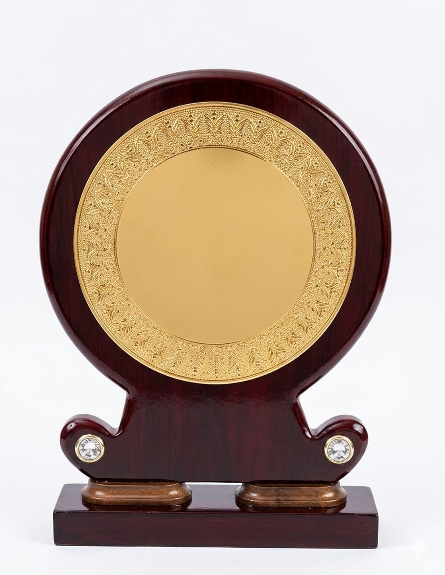 cf37a7e0-573d-41c5-9bd5-5ad0c59c998e Shields - Image 1